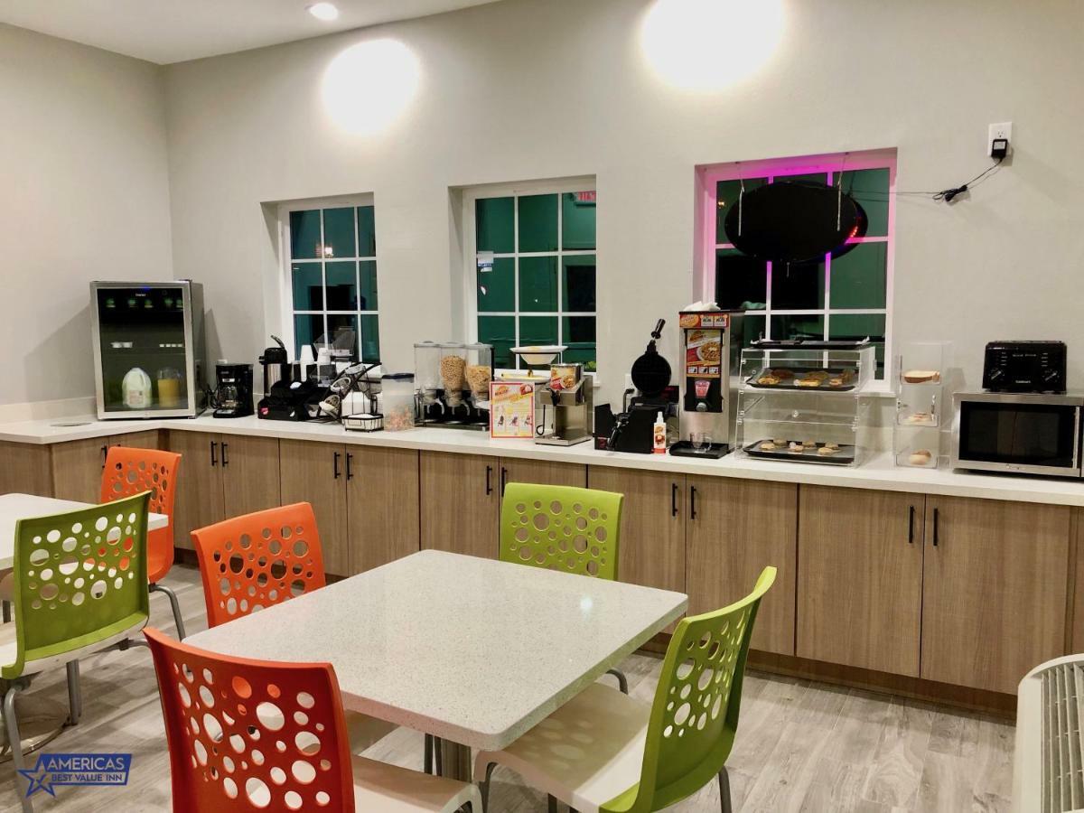 Americas Best Value Inn Houston Willowbrook Екстер'єр фото